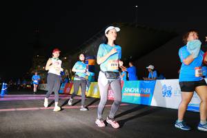 BIB: 8978
                            <button type="button" onclick="openModal(3397420)" class="btn btn-primary btn-sm float-right btn-popup" data-toggle="modal" data-target=".modal-high-quality">
                        <i class="fas fa-shopping-cart"></i> Add to Cart
                    </button>
                                            <button type="button" onclick="isThisMe(3397420, true)" class="btn btn-success btn-sm float-right btn-popup btn-isme hidden" data-toggle="tooltip" data-placement="bottom" title="นี่คือรูปของคุณใช่ไหม คลิกที่นี่เพื่อเอาเข้าอัลบั้ม">
                        <i class="fas fa-plus"></i> Add to album
                    </button>
                    <button type="button" onclick="isThisMe(3397420, false)" class="btn btn-warning btn-sm float-right btn-popup btn-isnotme hidden">
                        <i class="fas fa-ban"></i> Remove from album
                    </button>